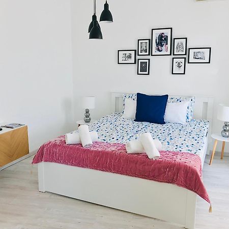 Belvárosi Stúdió Apartman Kecskemét Esterno foto