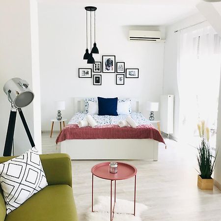 Belvárosi Stúdió Apartman Kecskemét Esterno foto