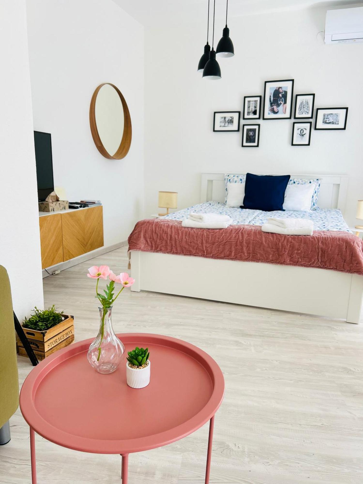 Belvárosi Stúdió Apartman Kecskemét Esterno foto